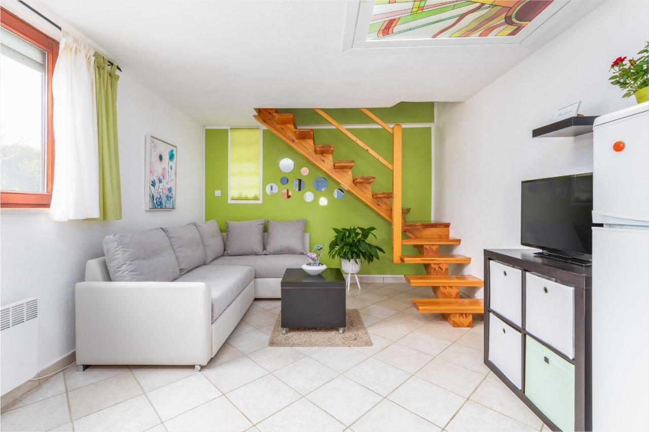 Holiday Home Nadia Pula Ngoại thất bức ảnh