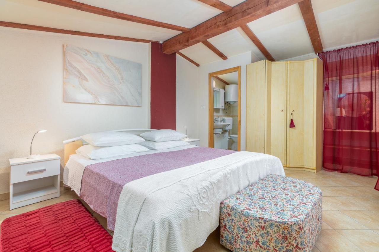 Holiday Home Nadia Pula Ngoại thất bức ảnh