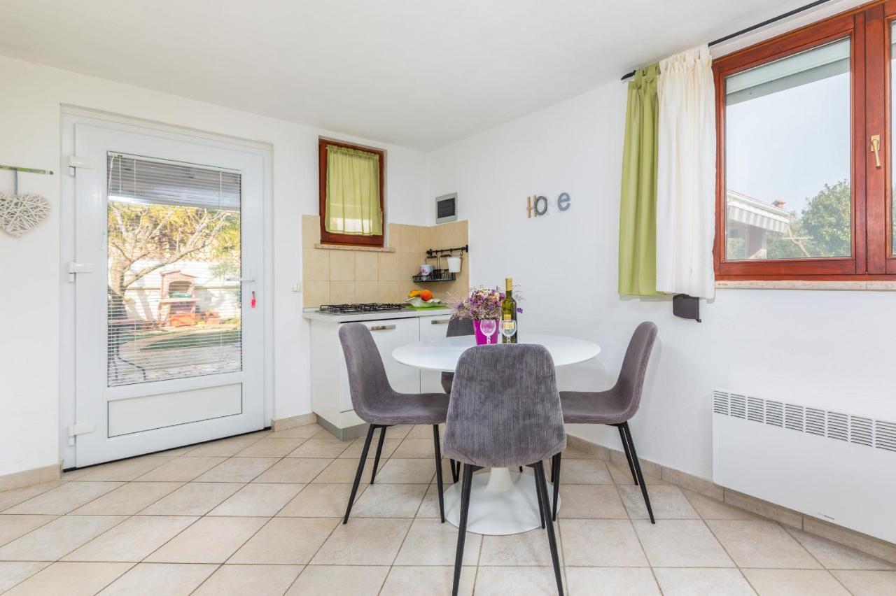 Holiday Home Nadia Pula Ngoại thất bức ảnh