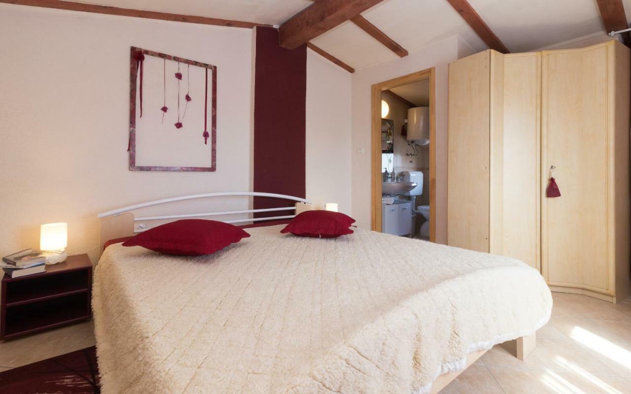 Holiday Home Nadia Pula Ngoại thất bức ảnh