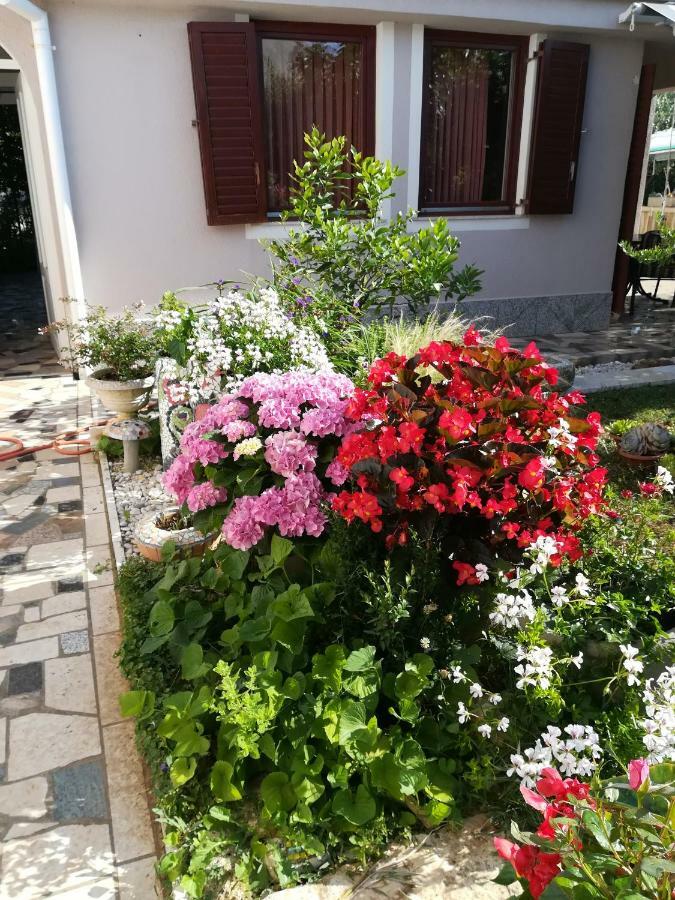 Holiday Home Nadia Pula Ngoại thất bức ảnh